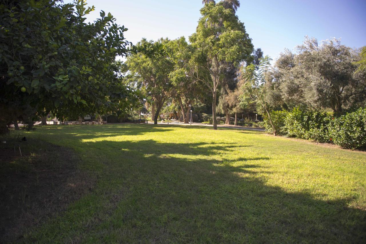 Villa Gvulot - Kibbutz Experience Gevulot Esterno foto