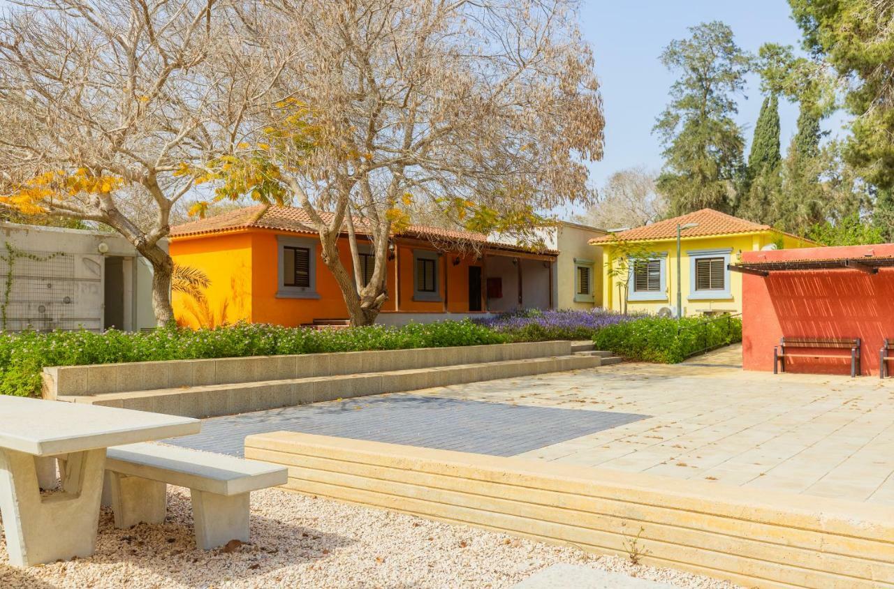 Villa Gvulot - Kibbutz Experience Gevulot Esterno foto